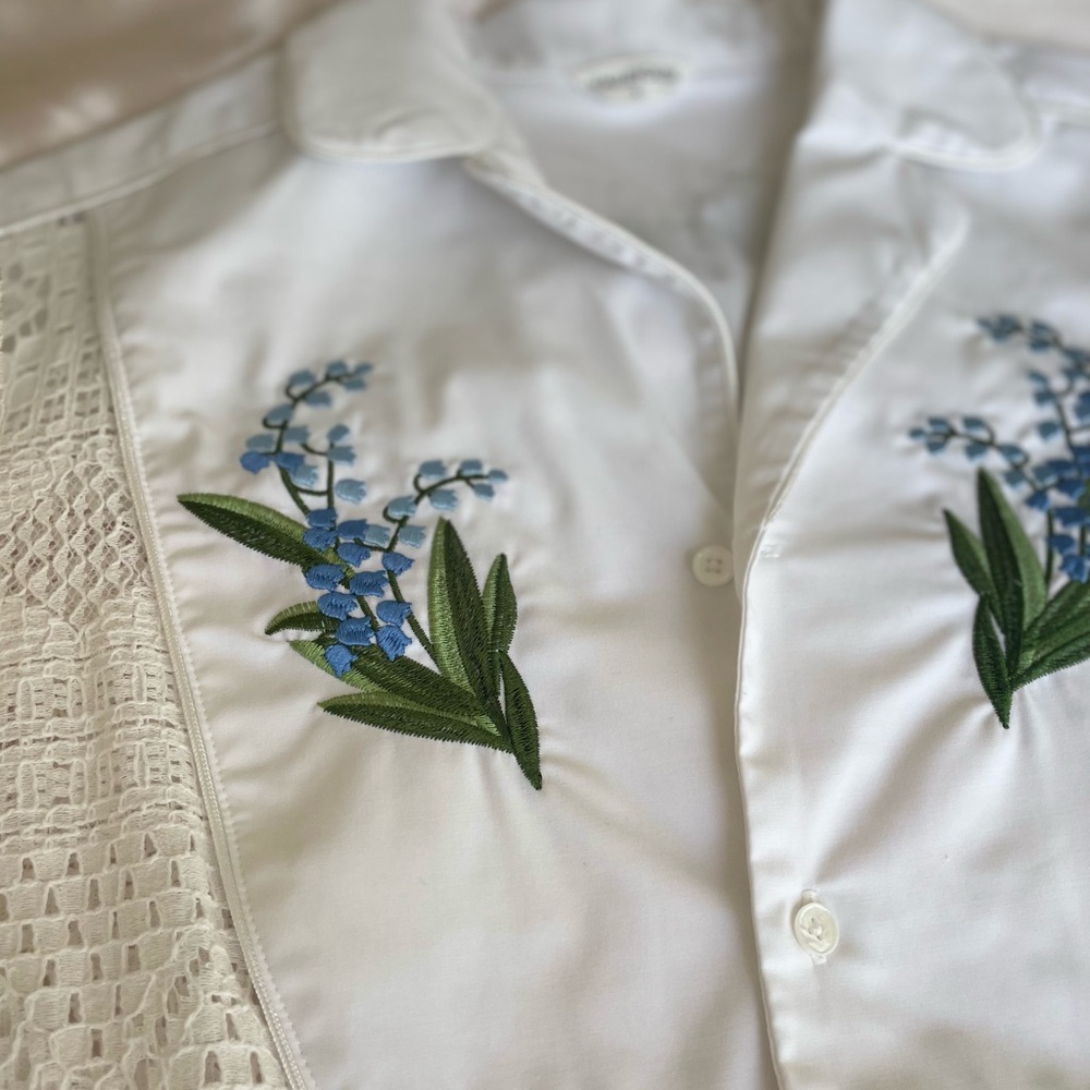 VALLEYOUTH embroidered button up!